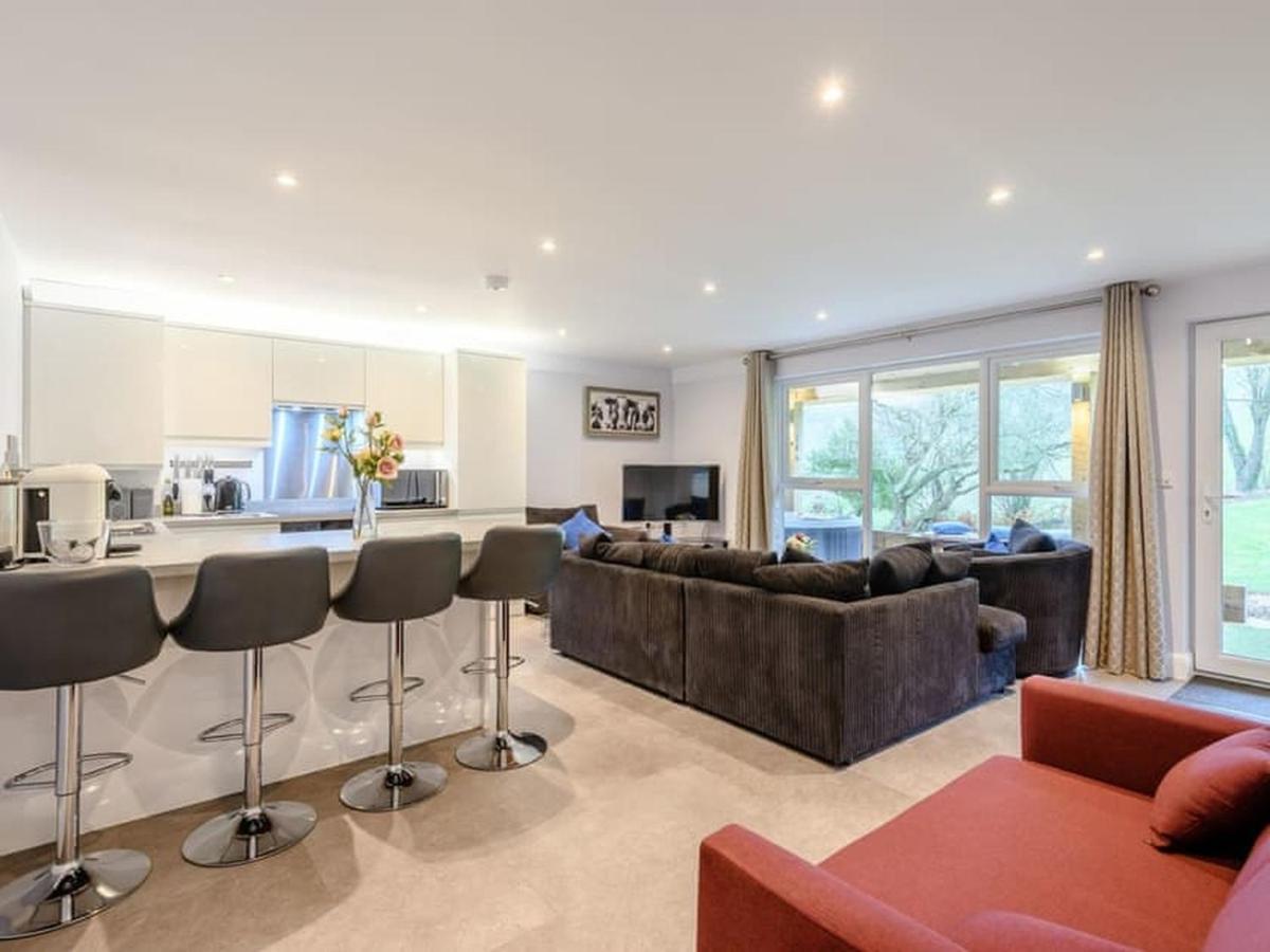 The Hideout, A Detached Lodge, Hot Tub, Heating, Wifi & Parking Long Bredy Exterior foto