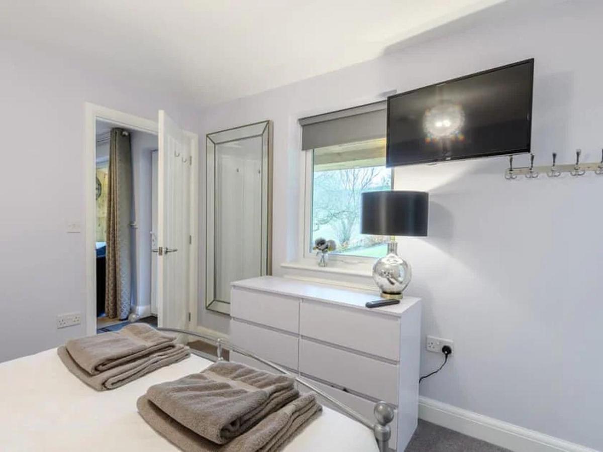 The Hideout, A Detached Lodge, Hot Tub, Heating, Wifi & Parking Long Bredy Exterior foto